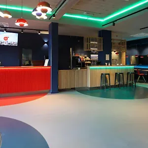 מלון Acama & Kreuzberg **