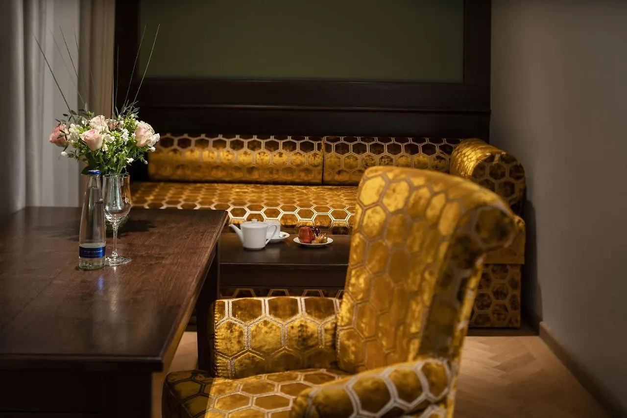 Eden Hotel Wolff Mnichov 4*,