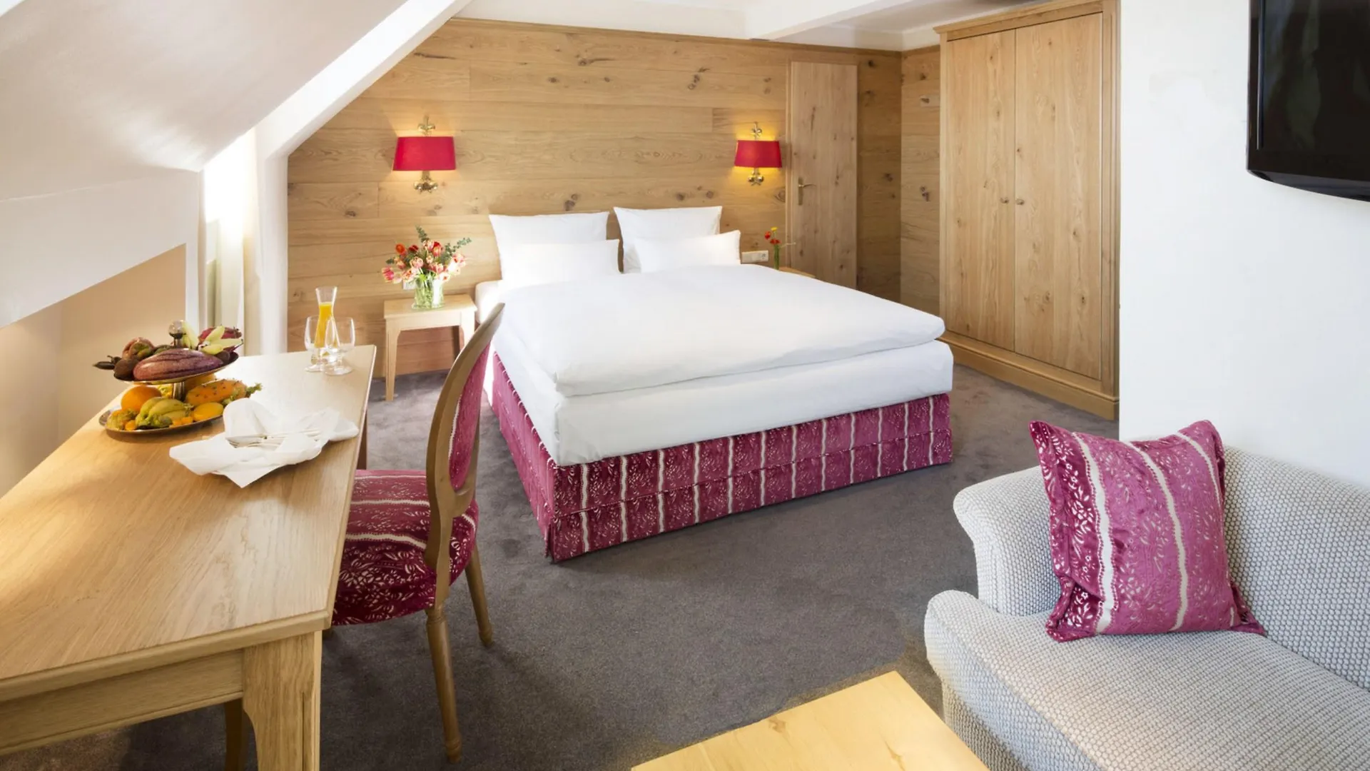 Eden Hotel Wolff Munich 4*,
